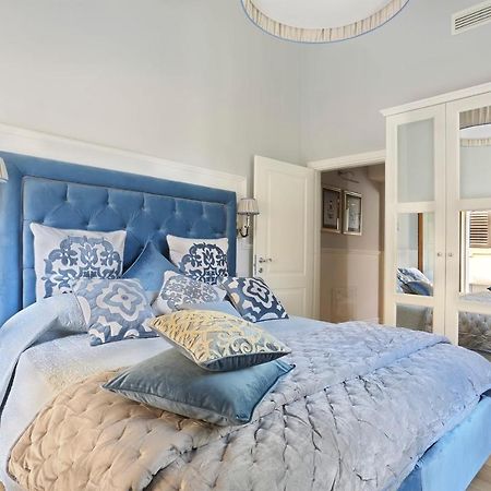 Design Apartment In The Heart Of Florence - Hosted By Sweetstay Zewnętrze zdjęcie