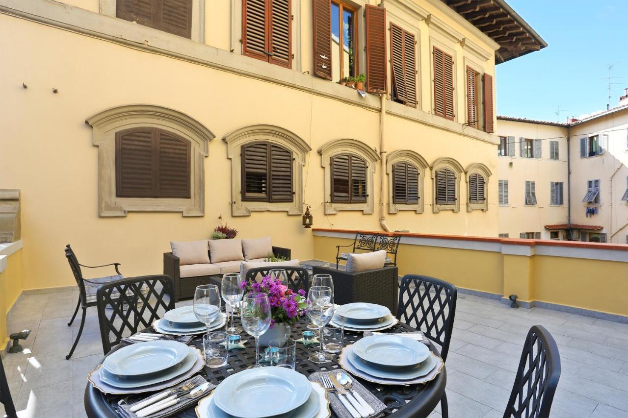 Design Apartment In The Heart Of Florence - Hosted By Sweetstay Zewnętrze zdjęcie